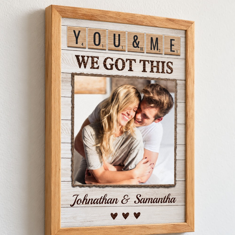 Close up detail of wood frame and canvas texture on custom couple print